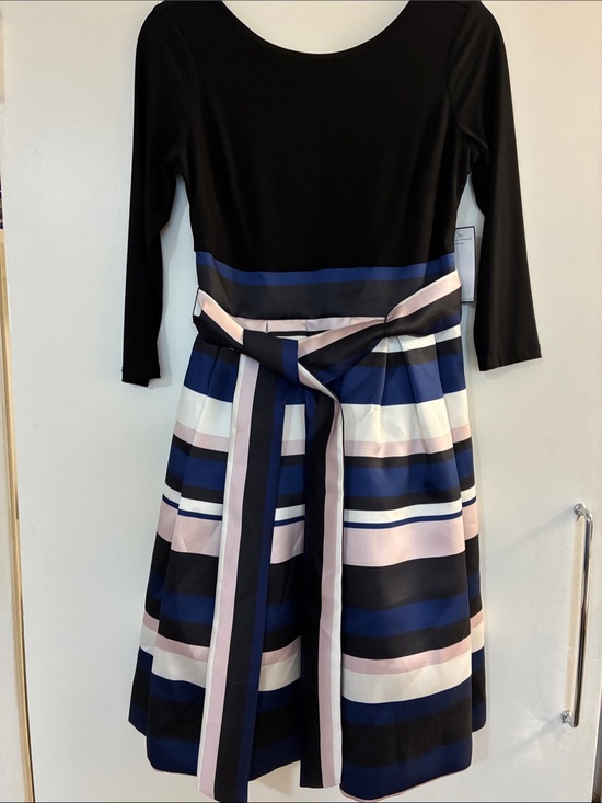Jessica Howard Dresses & Skirts - NWT Jessica Howard Black Bodice Blue and Pink Striped Belted Fit-and-Flare Dress